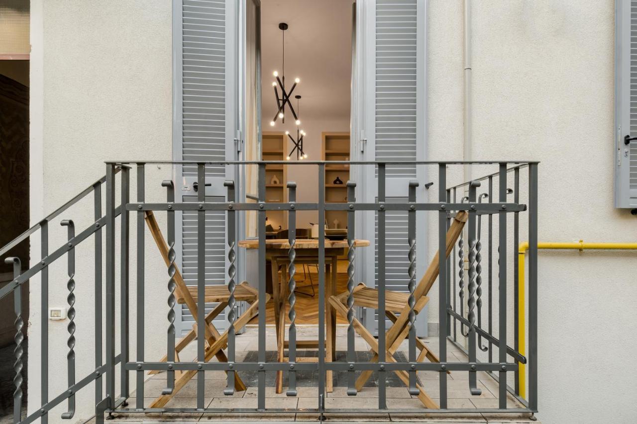 Casa Unica Milano - Elegant Apartment With Balcony - Centrale 1 ภายนอก รูปภาพ